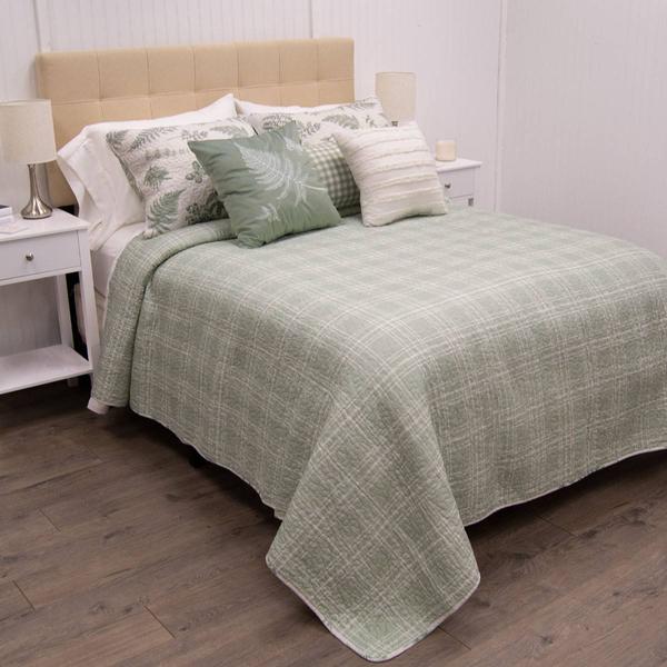 Donna Sharp 3pc. Botantical Cotton Quilted Bedding Set alternate view