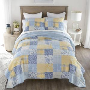 Donna Sharp Spring Flowers 3pc Reversible Cotton Pieced Quilt Set