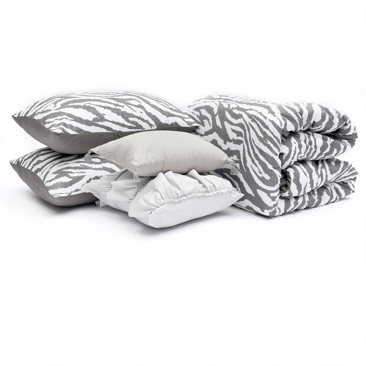 EnvioHome 100% Polyester Zebra Reversible Comforter Set