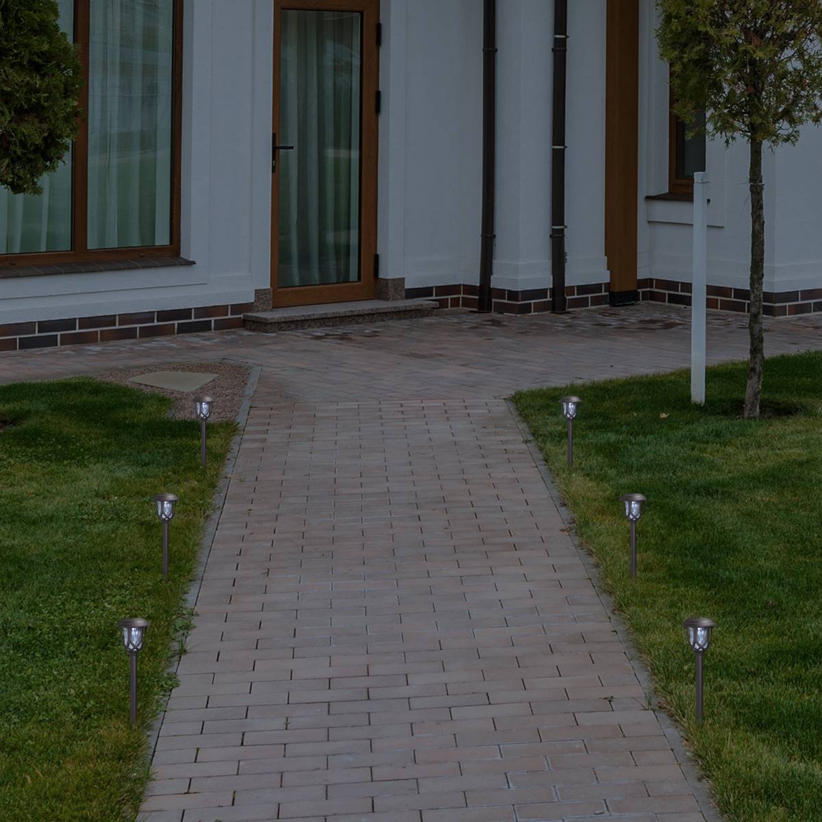 Northlight Seasonal Lantern Style LED Pathway Markers - Set Of 6