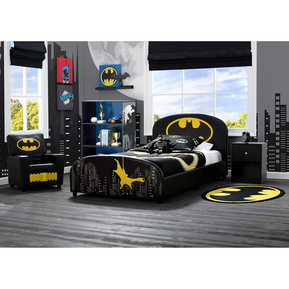 Delta Children Batman(tm) Upholstered Twin Bed