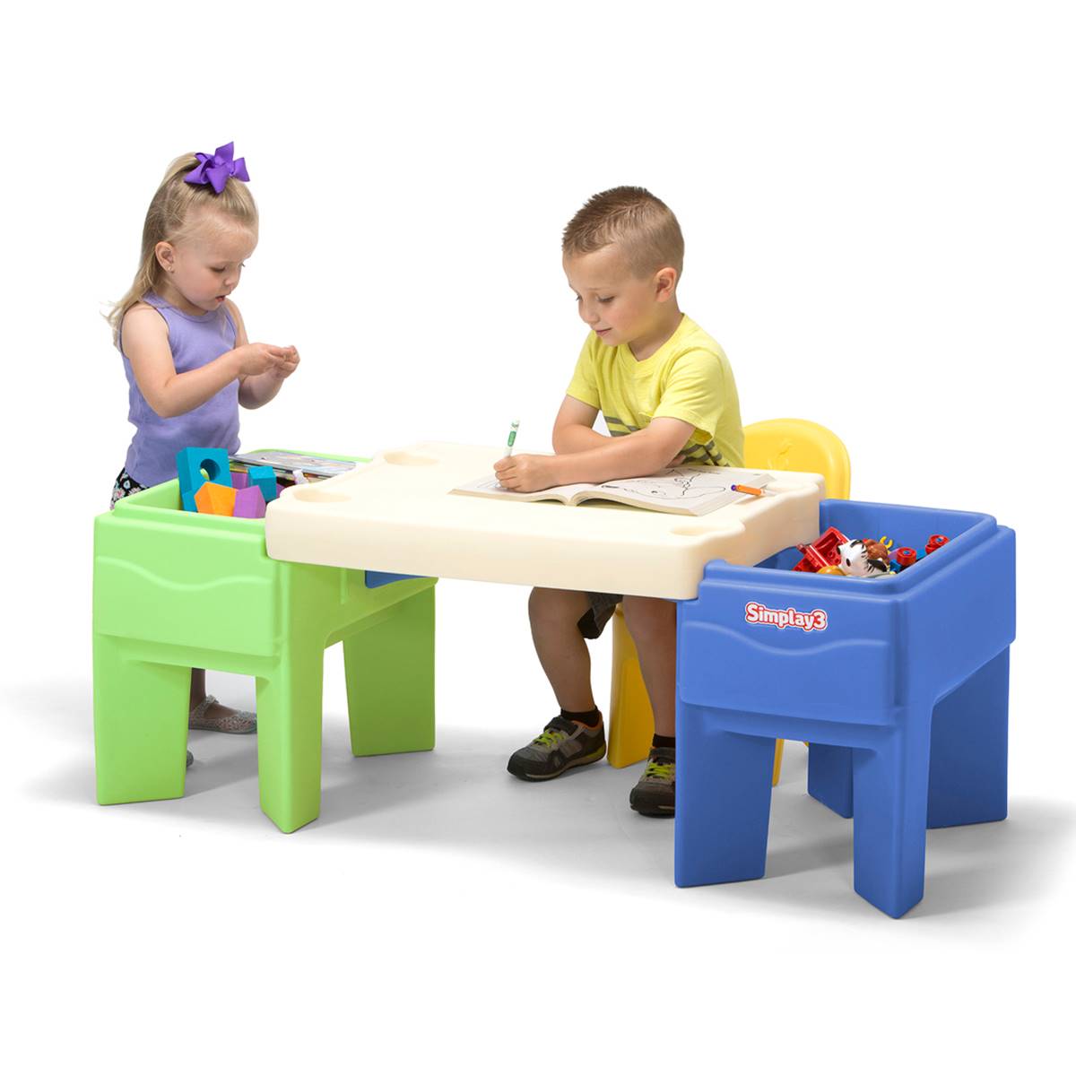 Simplay3 In & Out Activity Table