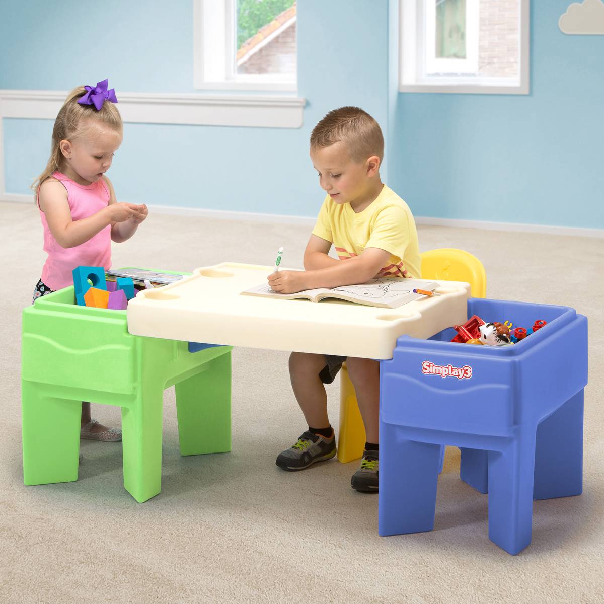 Simplay3 In & Out Activity Table