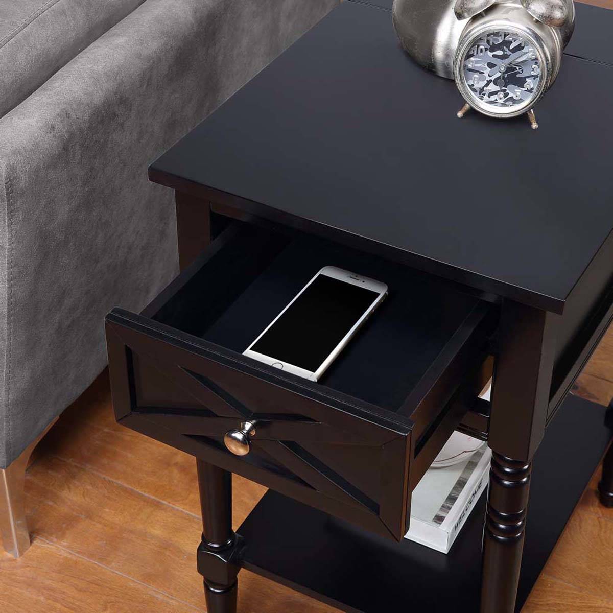 Convenience Concepts Country Oxford End Table W. Charging Station