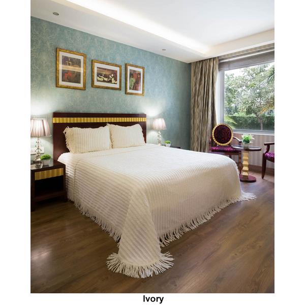Opal Chenille Bedspread alternate view