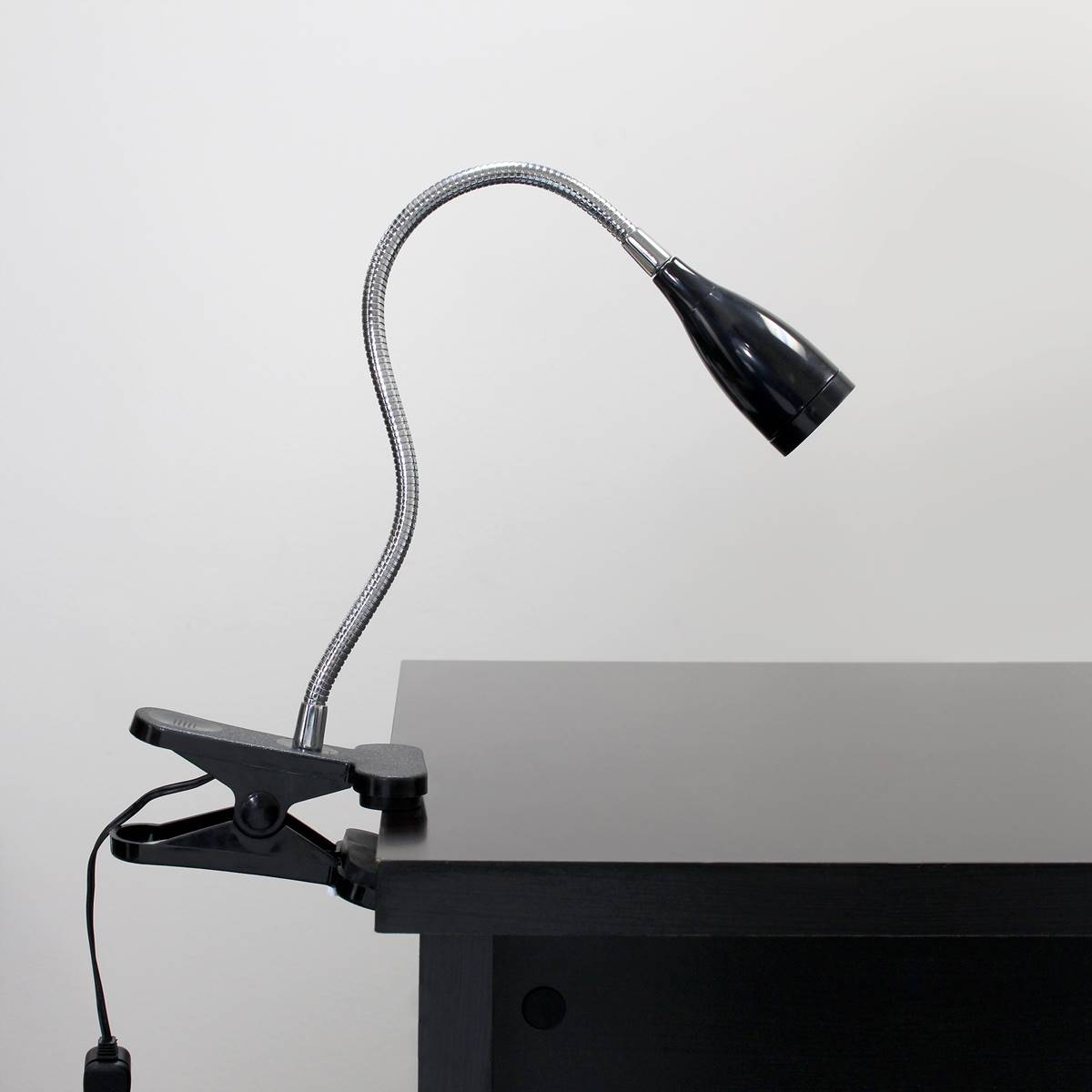 Simple Designs Flexible Gooseneck LED Clip Light Desk Lamp