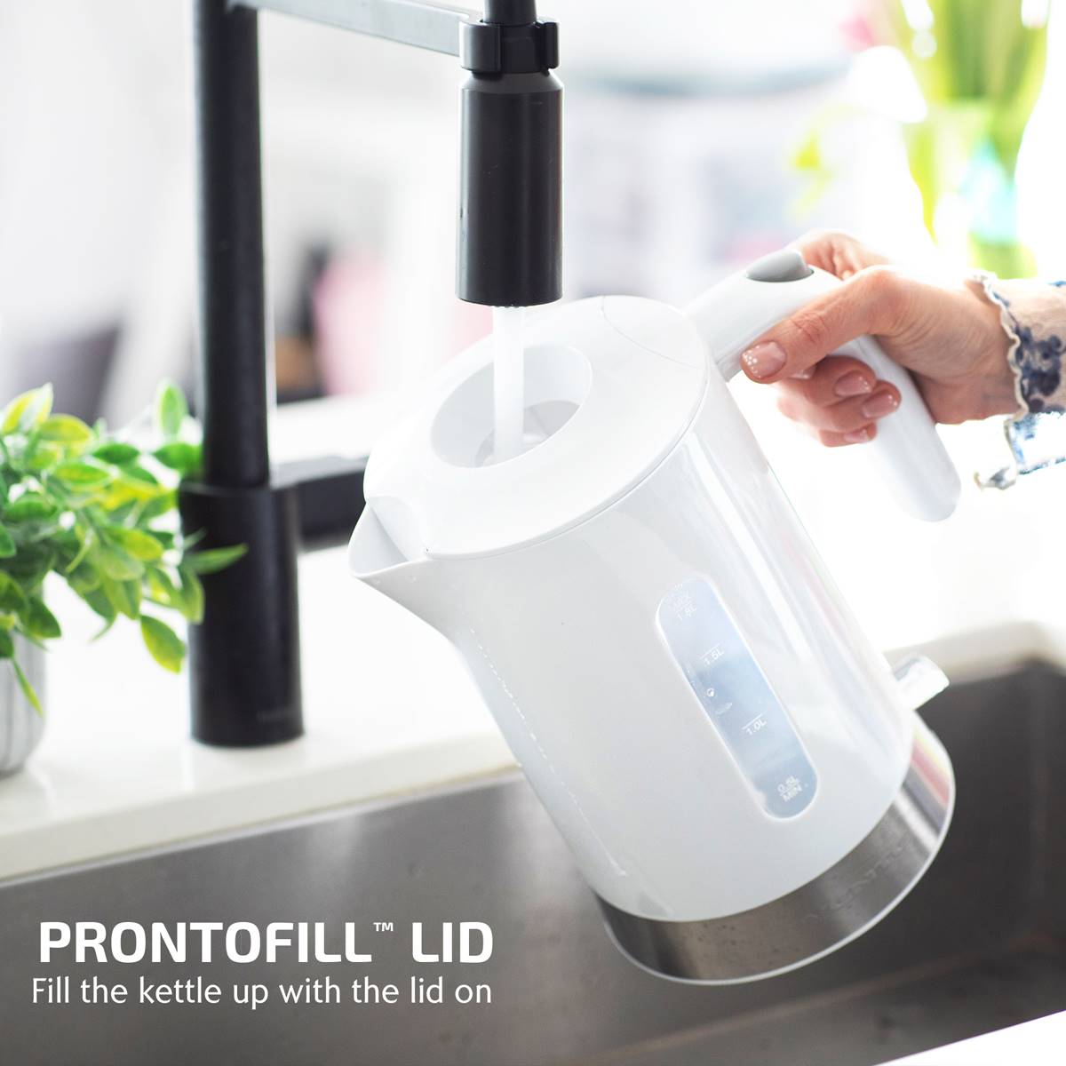 Ovente 1.8 Liter Electric Kettle W/ ProntoFill(tm) Lid - White