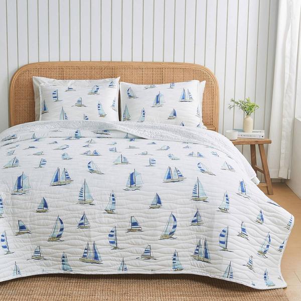 FreshFolds Marzano 3pc. Reversible Boat Quilt Set