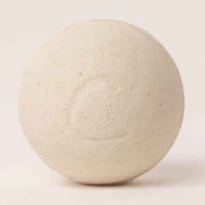 Cosset Cleopatra Soothing Oatmeal/Milk/Honey Therapy Bomb(R)