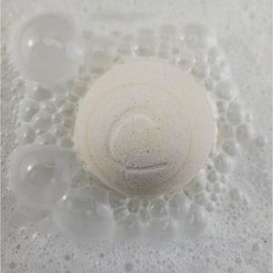 Cosset Cleopatra Soothing Oatmeal/Milk/Honey Therapy Bomb(R) alternate view