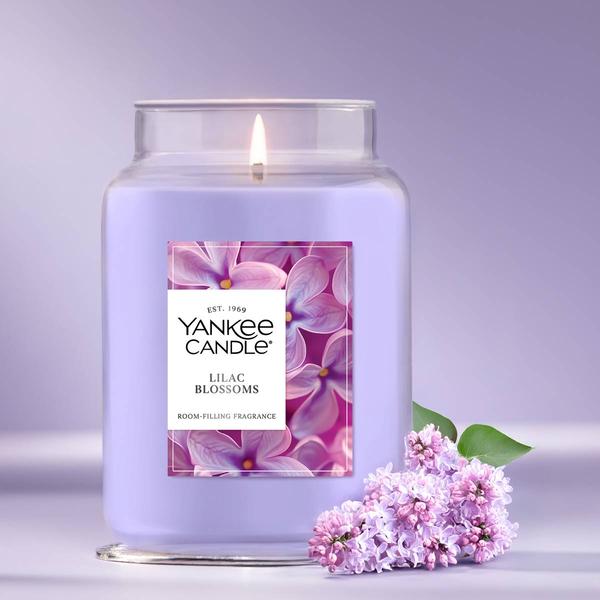 Yankee Candle(R) 22oz. Lilac Blossoms Jar Candle