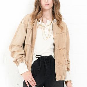 Womens MNK Long Sleeve Solid Ruched Twill Jacket