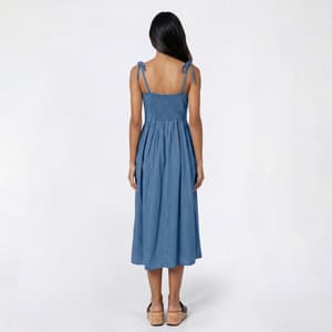Juniors Social Dresses for Homecoming, Prom & More | Boscov's
