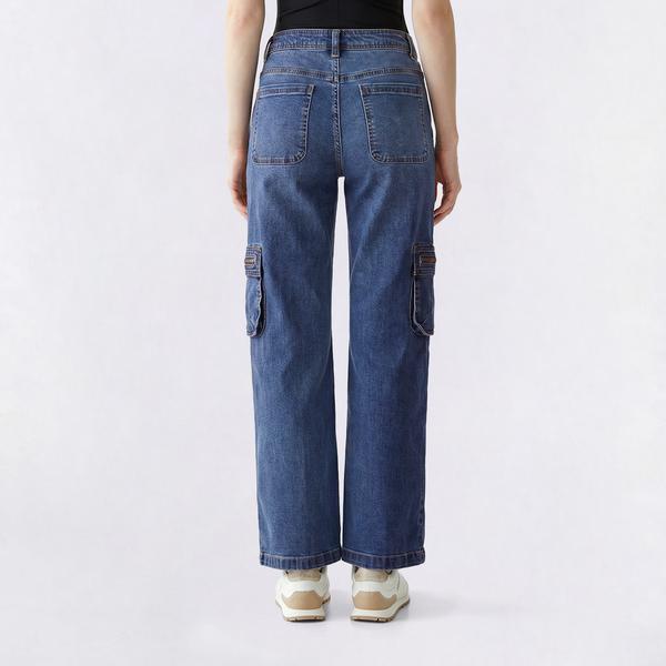 Juniors Celebrity Pink Mid Rise Wide Leg Cargo Jeans alternate view