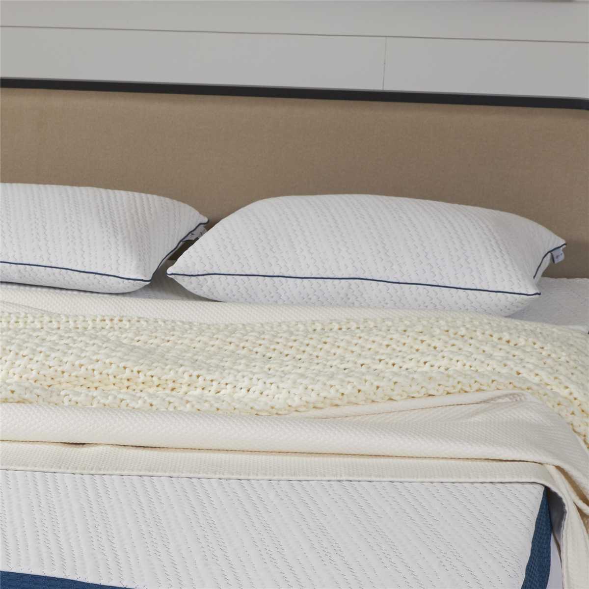 La-Z-Boy Fiber Density Pillow Soft/Medium, One Size, White