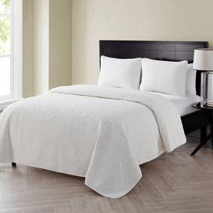 VCNY Home Caroline Embossed Floral 3pc. Quilt Set