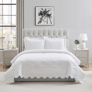 VCNY Home Scallop Microfiber 3pc. Quilt Set