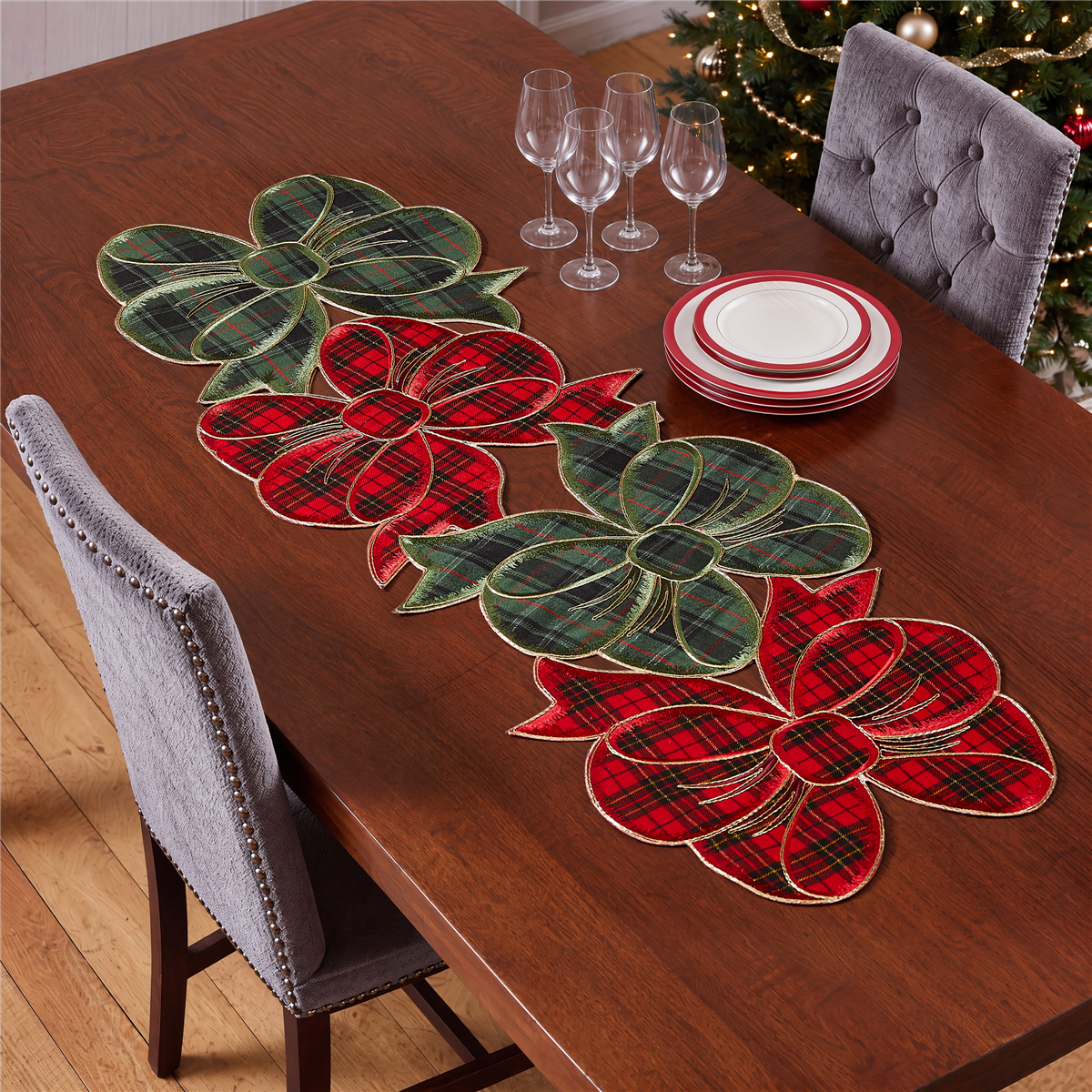Avanti Plaid Bows Table Centerpiece Runner, 14" x 36" - Multi