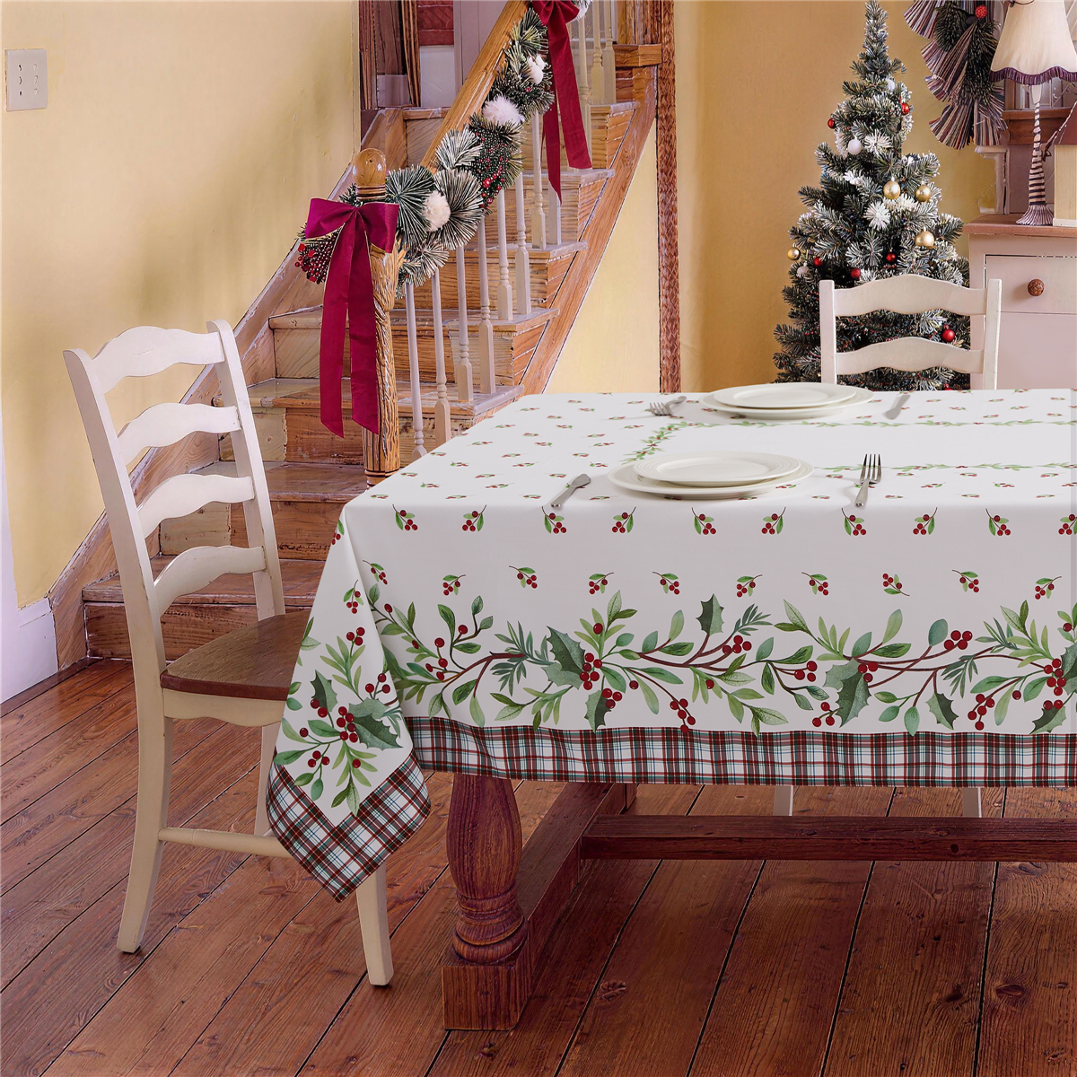 Avanti Holly Plaid Rectangle Tablecloth, 60" x 84" - White