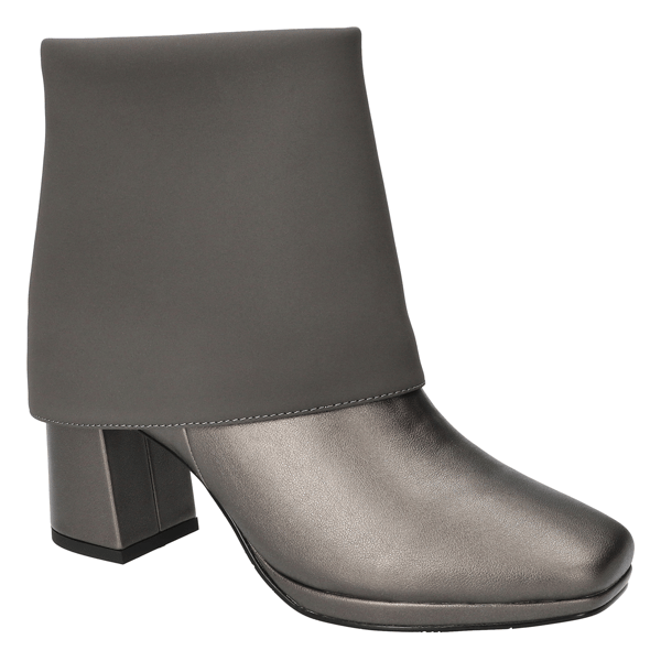 Womens Easy Street Sutton Square Toe Ankle Boots