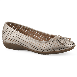 Womens Cliffs by White Mountain Carris Ballet Flats - Wide