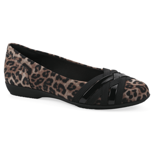 Womens Cliffs by White Mountain Chic Ballet Flats