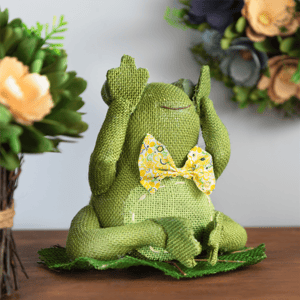 Northlight Sitting on Lily Pad See No Evil Frog Decor alternate view