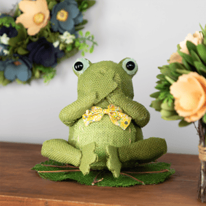 Northlight 7.5in. Sitting Speak No Evil Frog Decor alternate view