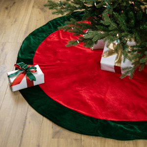 Northlight 60in. Red Traditional Christmas Tree Skirt