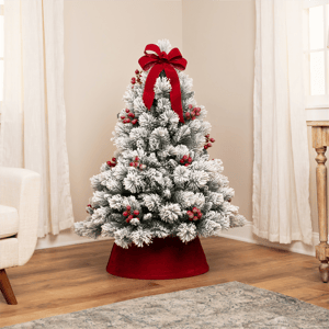 Northlight 4.5ft. Full Flocked Fairfield Fir Christmas Tree