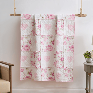 Greenland Home Fashions(tm) Veronica's Hearts Patchwork Throw