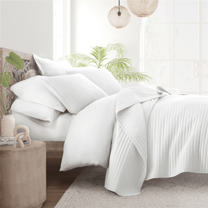 Soft Essentials Ultra-Soft All-Season Striped Stitch Quilt Set
